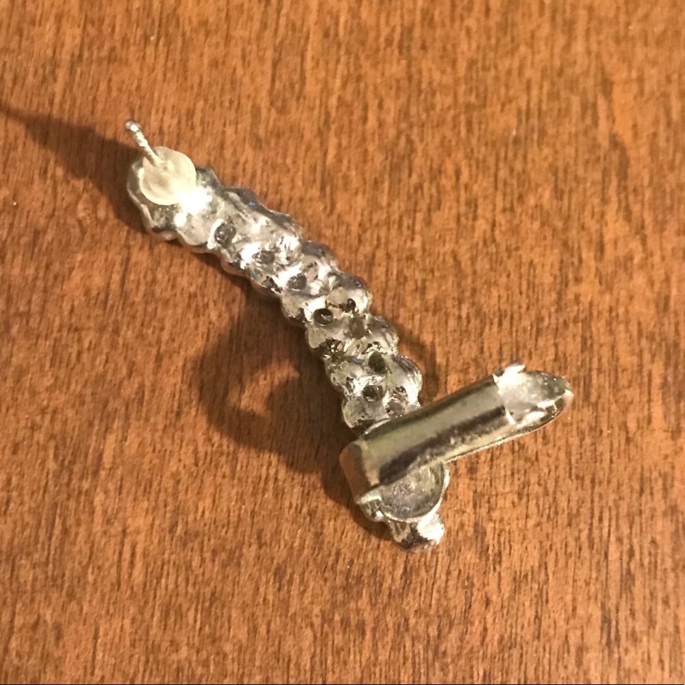 3/$20 Rhinestone Ear Cuff - Picture 2 of 2